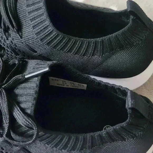 Women's PromArder Women's Walking Shoes Slip On Black Runners - Size  8.5 - Picture 6 of 9